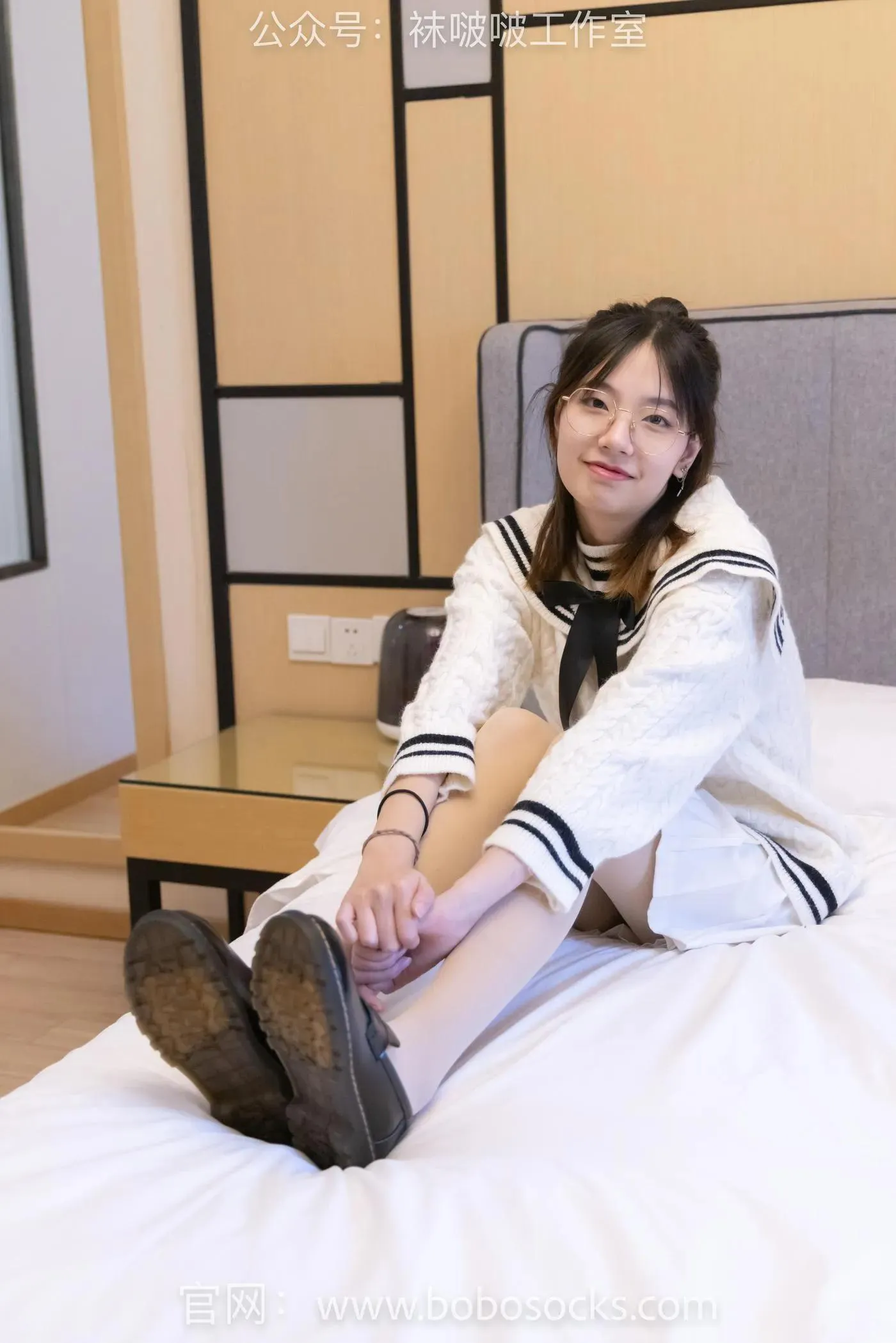 [BoBoSocks袜啵啵]NO.117 小甜豆-黑皮鞋、厚肉丝 [135P]插图2